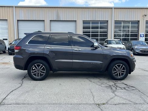 Used 2021 Jeep Grand Cherokee Limited w/ Trailer Tow Group IV AWD/4WD image 4