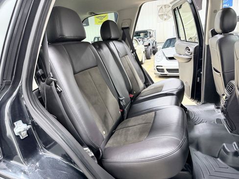 Used 2008 Chevrolet TrailBlazer SS w/ Sun And 6-Disc Cd Package RWD image 37
