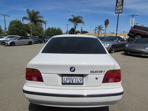 Used 2000 BMW 528i Sedan RWD image 7