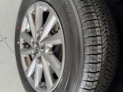 Used 2025 MAZDA CX-5 AWD 2.5 S w/ Preferred Package image 11