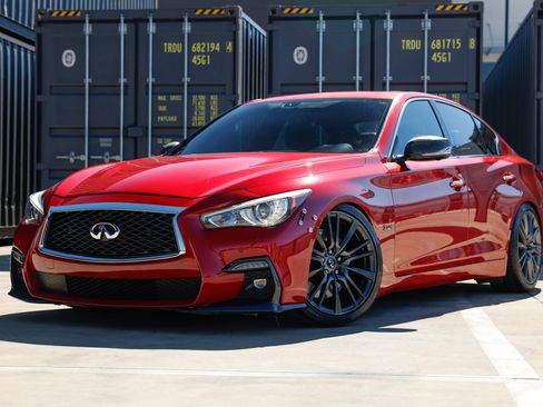 Used 2018 INFINITI Q50 Red Sport 400 w/ Sensory Package (Sport) image 1