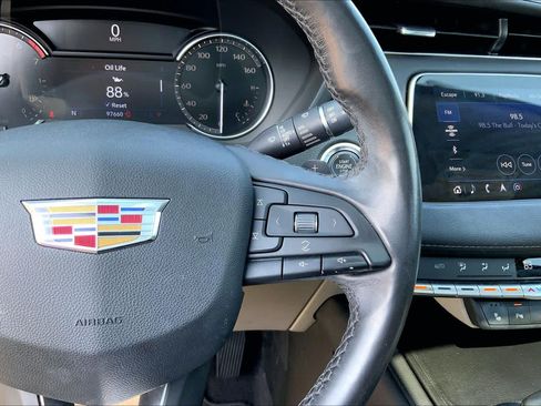 Used 2019 Cadillac XT4 Premium Luxury w/ Cold Weather Package FWD image 23