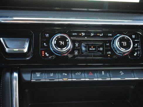 Used 2024 GMC Sierra 2500 Denali Ultimate image 29