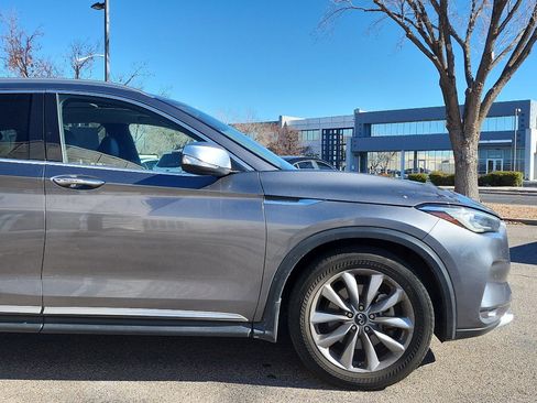 Used 2021 INFINITI QX50 Luxe w/ Accent Package image 4