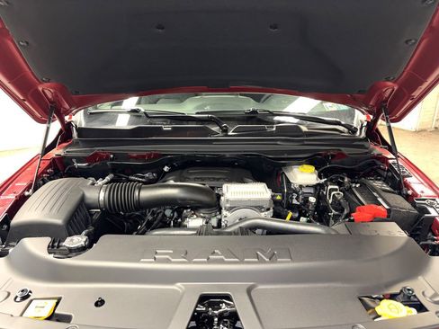 New 2026 RAM 1500 4x4 Crew Cab image 47