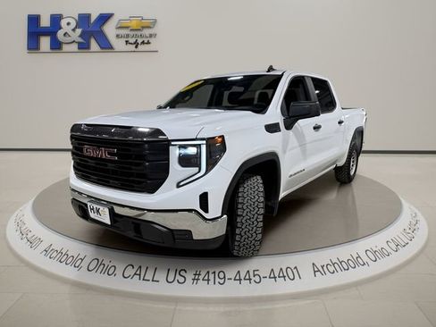 Used 2025 GMC Sierra 1500 Pro w/ Pro Value Package AWD/4WD image 3