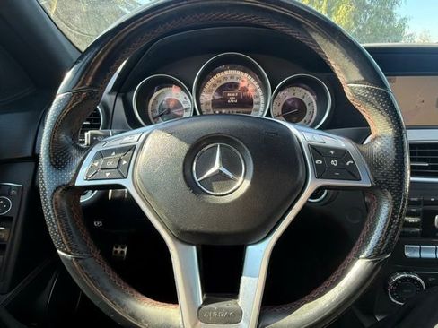 Used 2013 Mercedes-Benz C 250 Sedan image 19