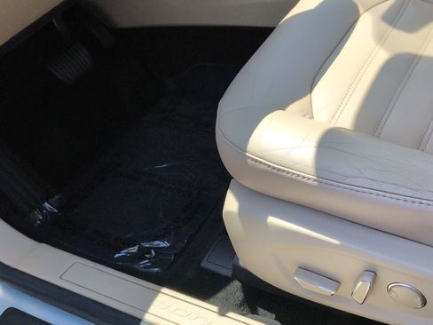 Used 2013 Ford Fusion SE FWD image 17