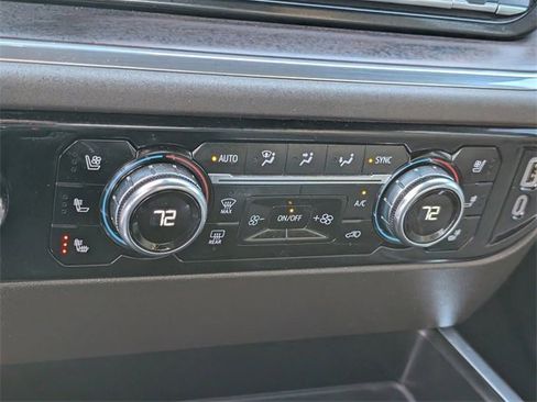 Certified 2024 GMC Sierra 1500 SLT image 16