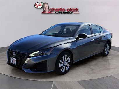 New 2025 Nissan Altima 2.5 S