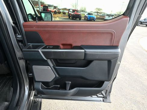 Used 2022 Ford F150 Lariat image 29