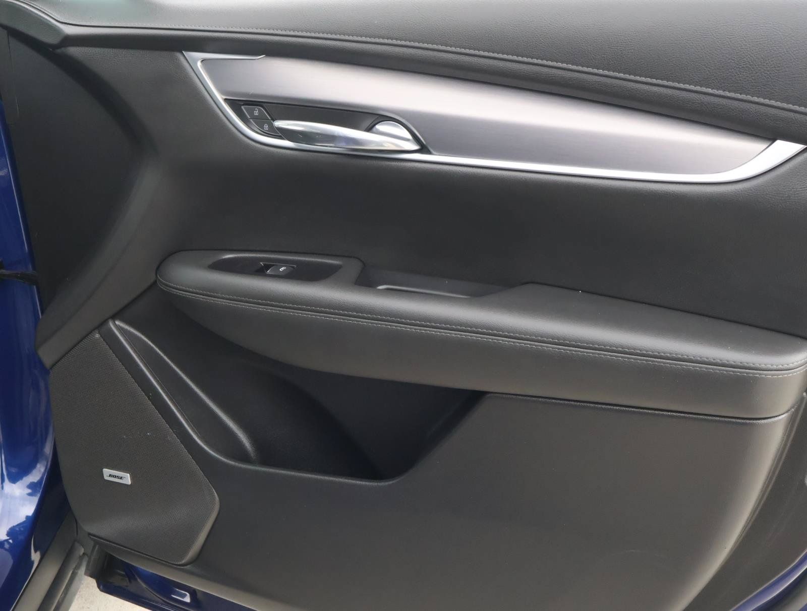 Used 2025 Cadillac XT6 Luxury FWD image 21