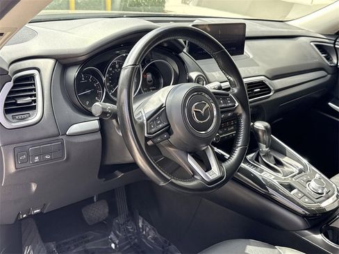 Used 2022 MAZDA CX-9 Touring image 9