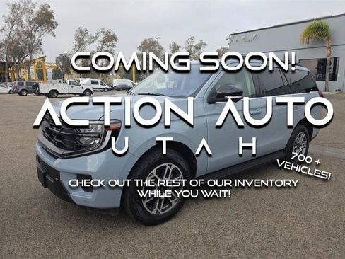 Used 2025 Ford Expedition Active AWD/4WD image 1
