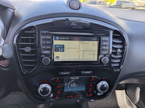 Used 2015 Nissan Juke SV w/ Technology Package AWD/4WD image 18