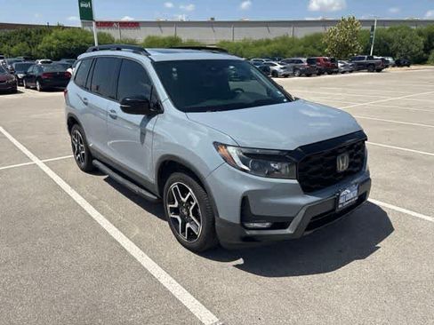 Used 2023 Honda Passport Elite image 7