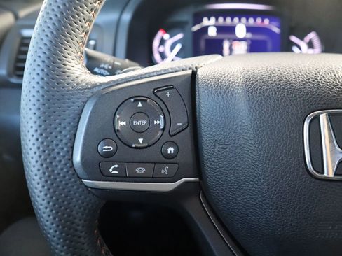 Used 2022 Honda Passport TrailSport image 11