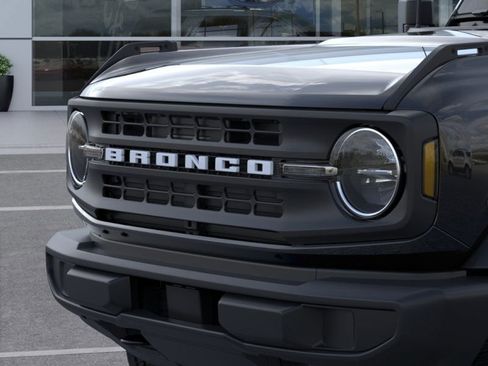 New 2025 Ford Bronco 4-Door AWD/4WD image 59