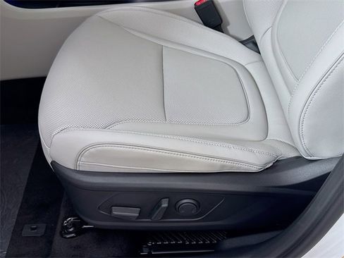 New 2026 Hyundai Tucson Limited image 35