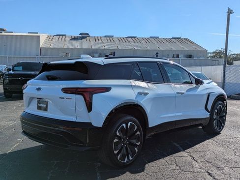 New 2024 Chevrolet Blazer EV RS image 2