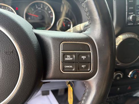 Used 2016 Jeep Wrangler Unlimited Sport AWD/4WD image 13