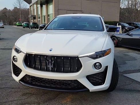New 2024 Maserati Levante Modena Ultima image 3