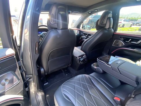 Certified 2023 Mercedes-Benz EQS 580 4MATIC SUV image 11