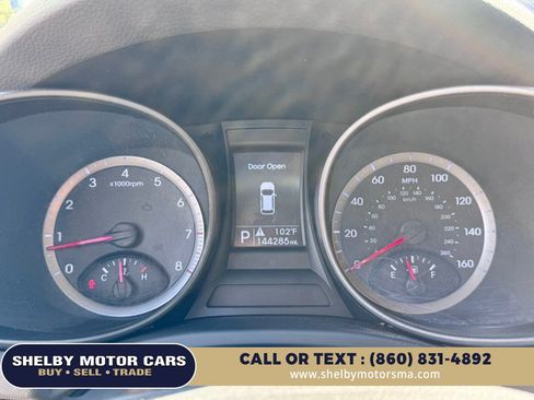 Used 2013 Hyundai Santa Fe Sport w/ Popular Equipment Pkg AWD/4WD image 13