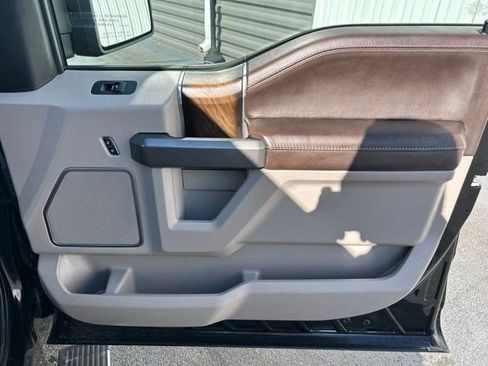 Used 2019 Ford F150 Limited AWD/4WD image 59