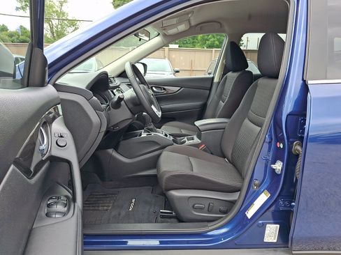 Used 2019 Nissan Rogue SV AWD/4WD image 14