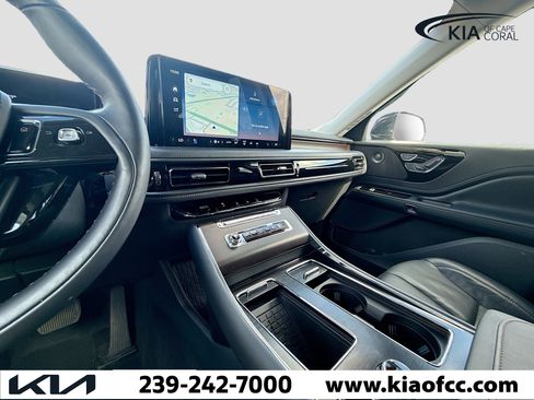 Used 2025 Lincoln Aviator Reserve image 29