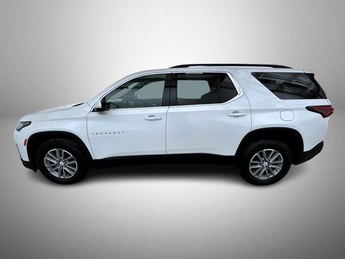 Used 2023 Chevrolet Traverse LT image 8