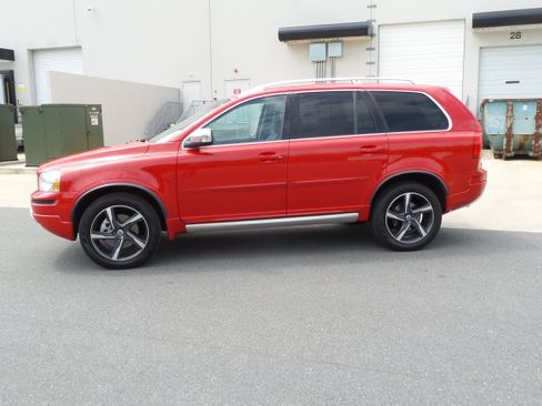 Used 2013 Volvo XC90 3.2 R-Design AWD/4WD image 4