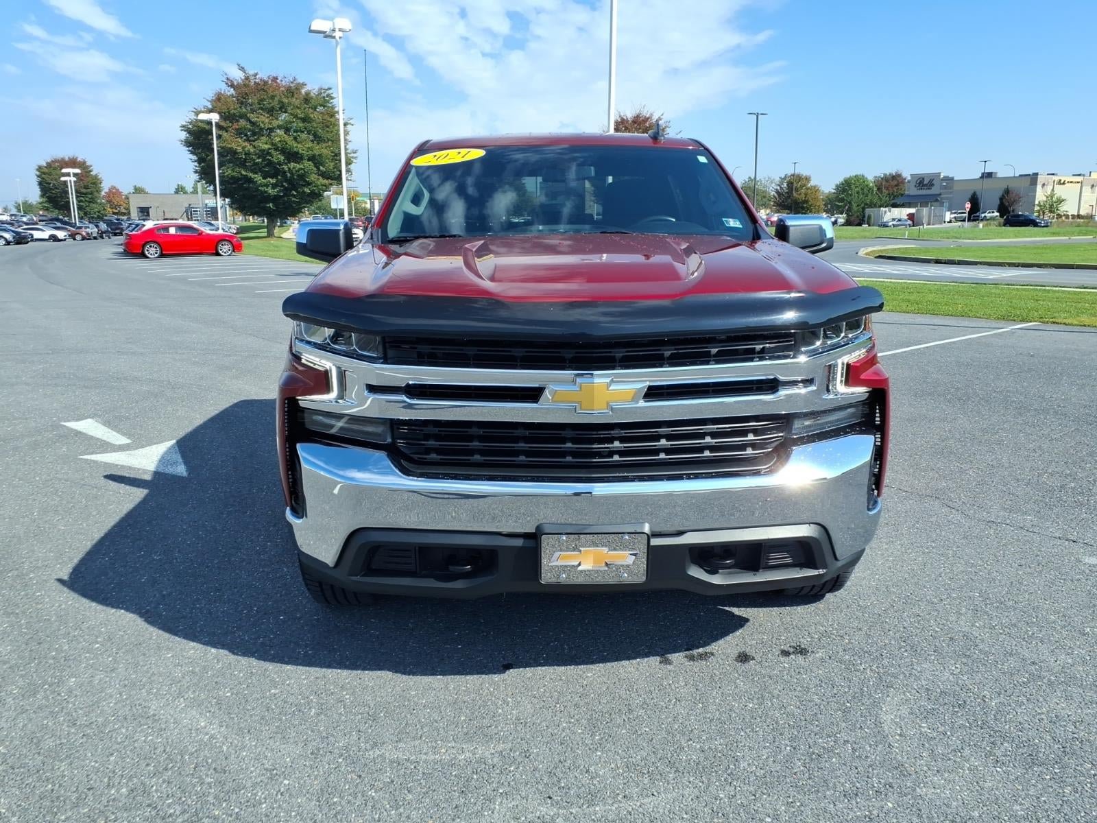 Certified 2021 Chevrolet Silverado 1500 LT AWD/4WD image 2