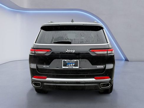 Used 2023 Jeep Grand Cherokee L Overland image 4