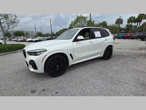 Used 2023 BMW X5 M50i w/ Dynamic Handling Package AWD/4WD image 38