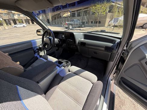 Used 1992 MAZDA Navajo 4WD image 25