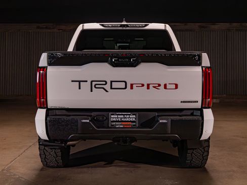 Used 2026 Toyota Tundra TRD Pro AWD/4WD image 8