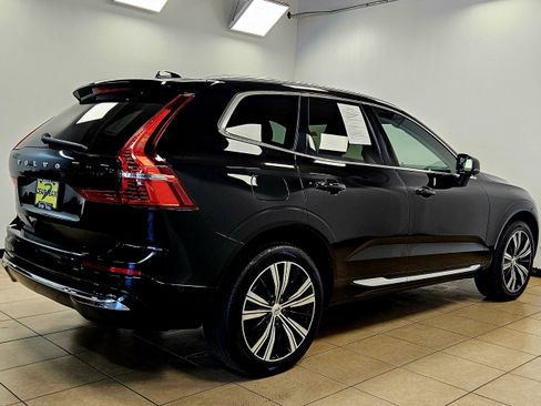 Used 2022 Volvo XC60 B5 Inscription w/ Advanced Package image 3