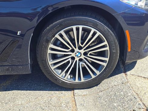 Used 2018 BMW 530e RWD image 9