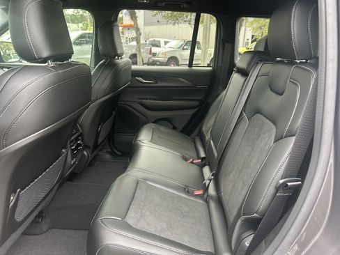 New 2025 Jeep Grand Cherokee Altitude image 53