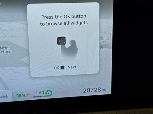 Used 2023 Genesis GV60 Performance image 18