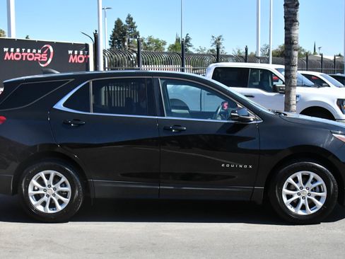 Used 2019 Chevrolet Equinox LT FWD image 9