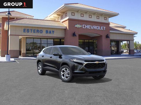 New 2026 Chevrolet Trax LS w/ LS Convenience Package image 1