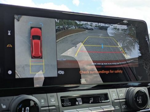 Used 2025 Toyota Grand Highlander AWD Hybrid image 27