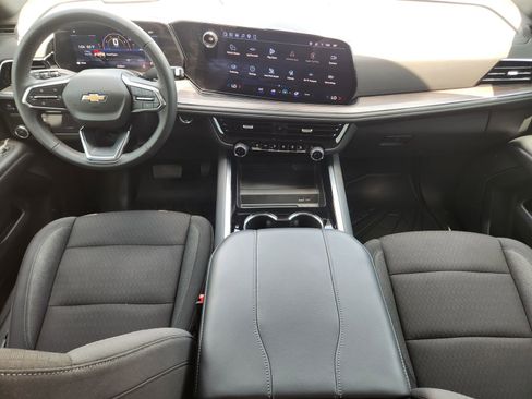 Used 2025 Chevrolet Tahoe LS RWD image 29
