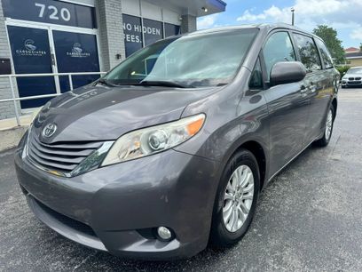 Used 2017 Toyota Sienna XLE w/ XLE Navigation Package