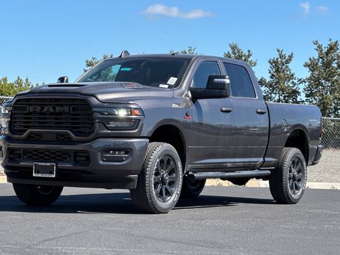 New 2026 RAM 2500 Tradesman AWD/4WD image 7