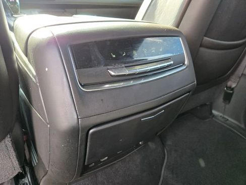 Used 2021 Cadillac Escalade Sport Platinum w/ Heavy-Duty Trailer Package AWD/4WD image 17