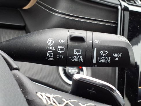 Used 2024 Jeep Grand Cherokee Laredo X w/ Luxury Tech Group I AWD/4WD image 19